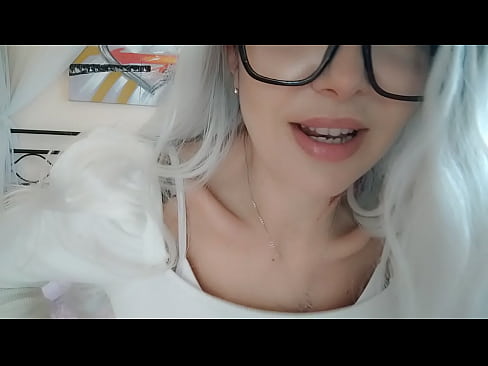 ❤️ stiefseun, moenie skaam wees nie! ereksie is normaal. Stiefma leer om haarself te beheer ️ Fok video  by ons ❌